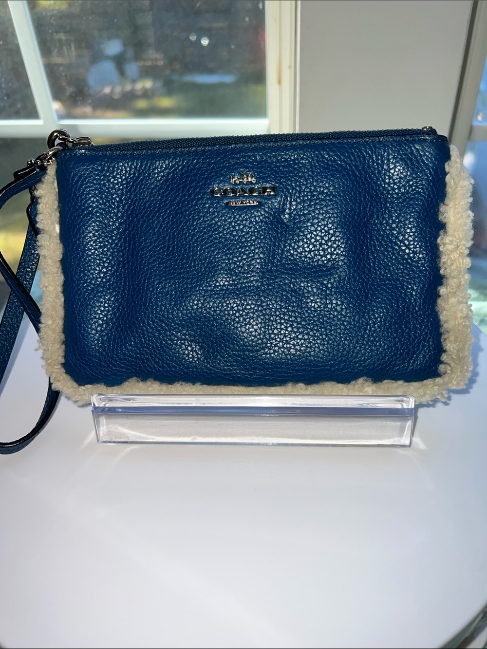 Coach Blue Pebbled Leather Wristlet with Cream Shearling Trim - Picture 2 of 10